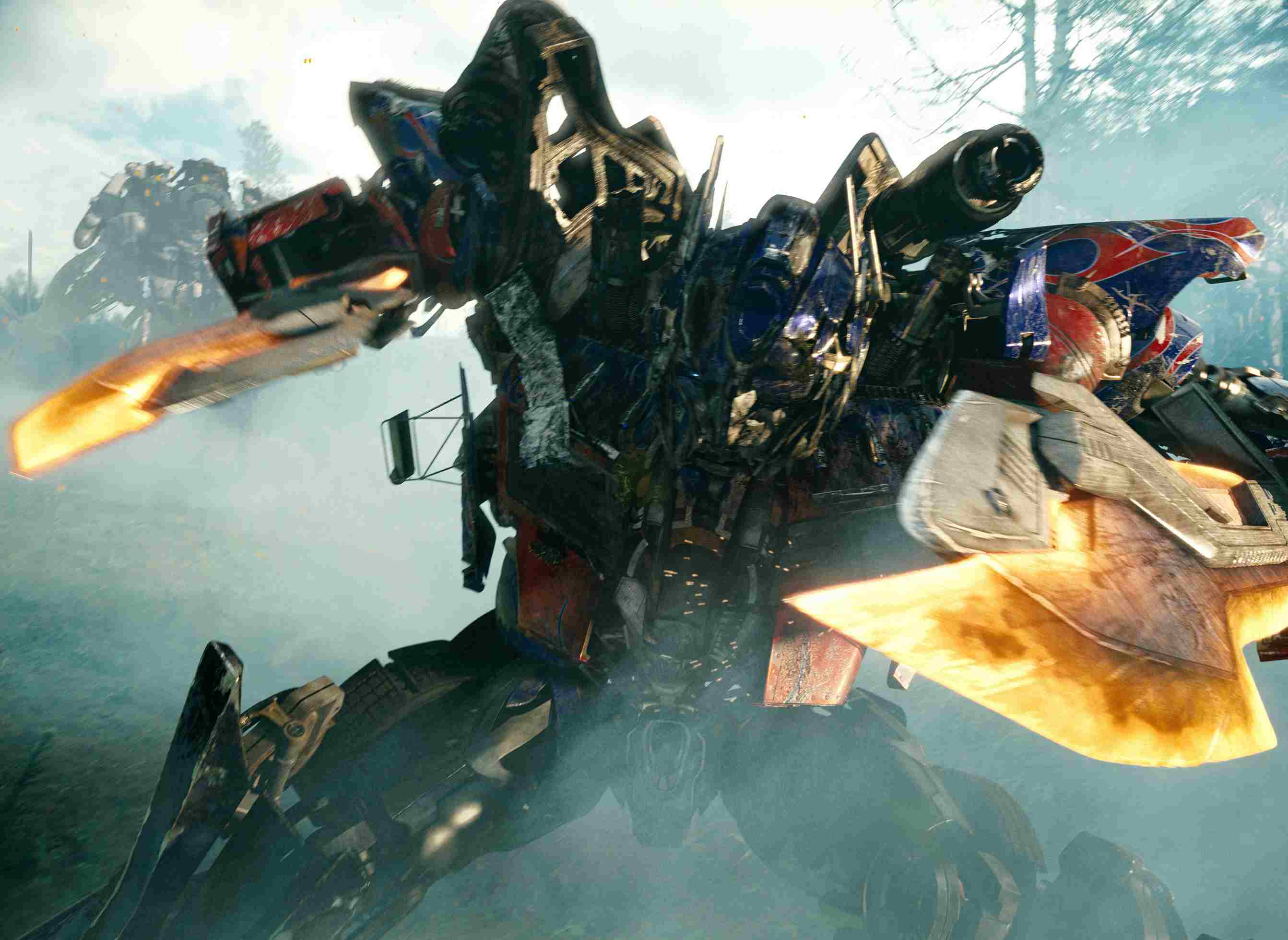 Rotf-optimusprime-film-forest2.jpg